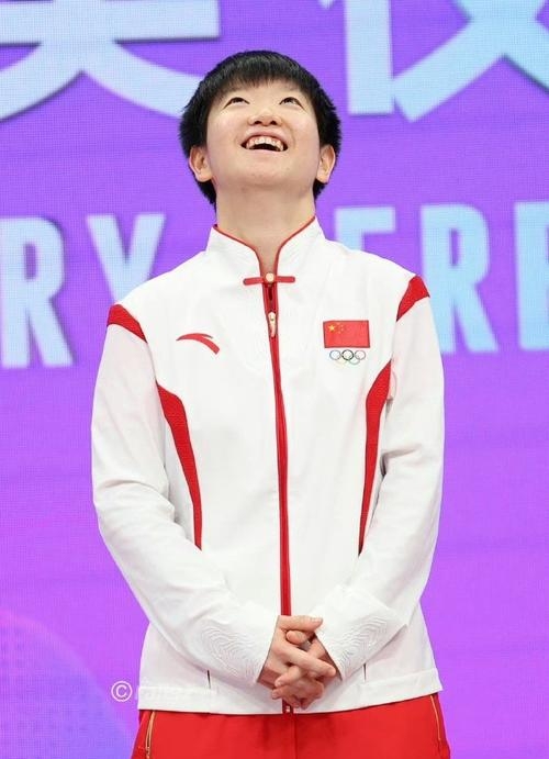 孙颖莎关键时刻救险，曼联力保胜局拿下系列赛
