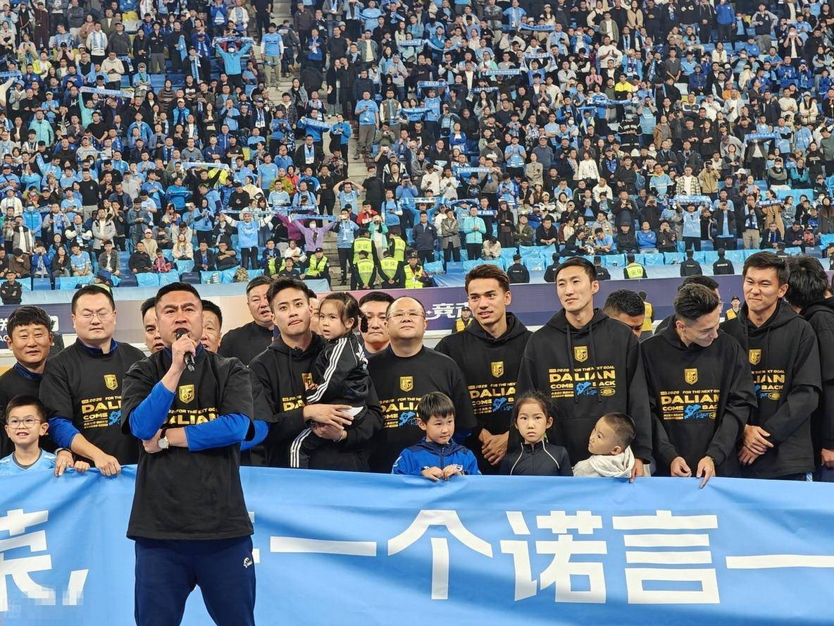 乐动体育官直播-马龙回归首秀大放异彩，电竞国家队主场球迷高呼名字
